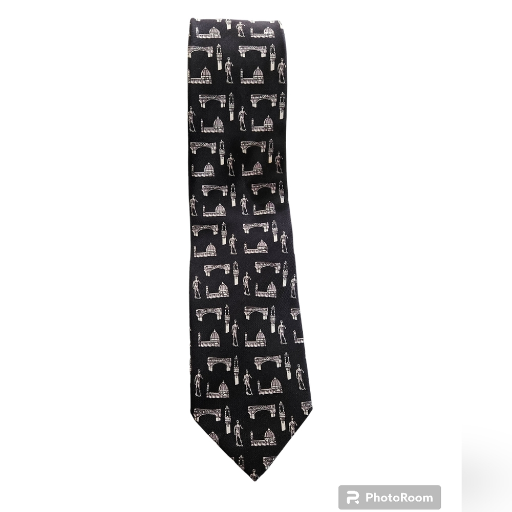Italian Silk Black & White Firenze Landmarks Tie - Picture 2 of 8